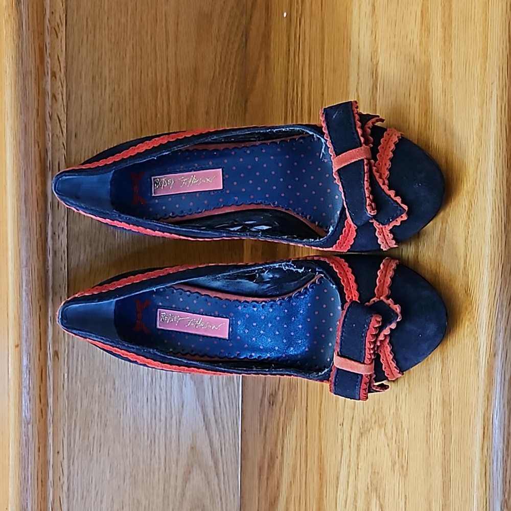 Betsey Johnson Pumps Size 7.5M